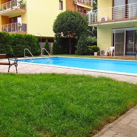 Balaton Apartment *